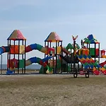 Seaview Front Pineta Andromeda Apartman