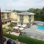 Seaview Front Pineta Andromeda * Grado-Pineta