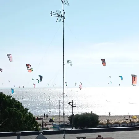 Appartement Seaview Front Pineta Andromeda *